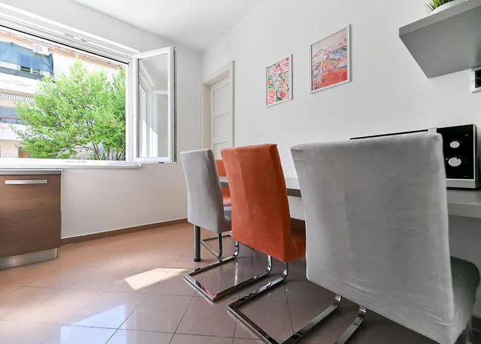 Peaceful Near Old Town Apartamento *